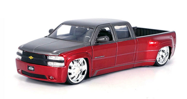 Jada 1:24 1999 Chevrolet Silverado Dually Custom KMC Wheels – Two Tone M Red with Grey – Just Trucks