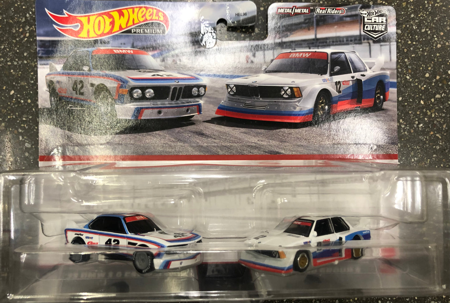 Hot Wheels Premium 2 Pack 73 BMW 3.0 CSL RACE CAR/BMW 320 GROUP 5 2023