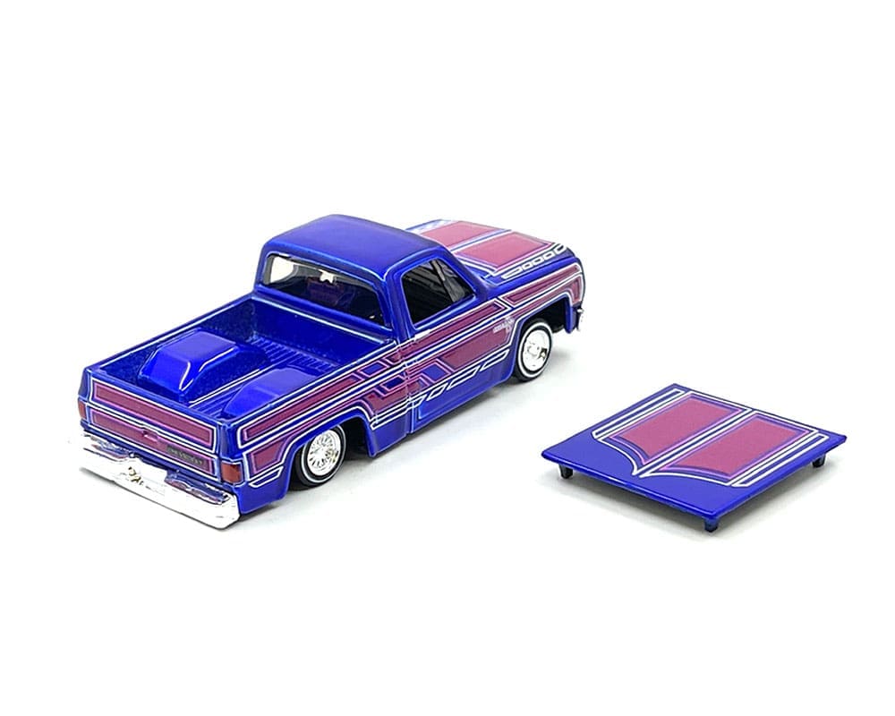 Maisto 1:64 1987 Chevrolet 1500 Lowriders – Metallic Blue – Design Lowriders – Limited Edition 3,600 Pieces