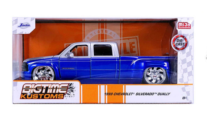 Jada 1:24 1999 Chevrolet Silverado Dually Custom KMC Wheels – Two Tone Blue with Silver – Just Trucks –